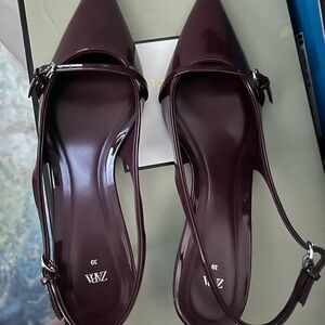 ZARA Patent Pointed Slingback Pumps in Burgundy